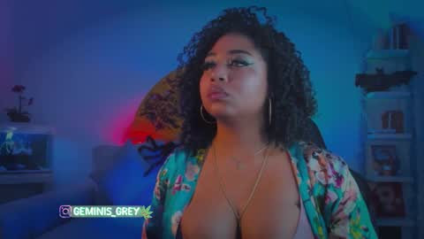 Snapshot of geminis_grey chatting on 10-18-25, 02:03 Geminis online show from 10-18-25, 02:03