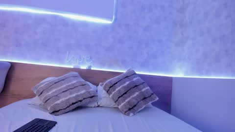 geminis muentes online show from 02-04-25, 03:33