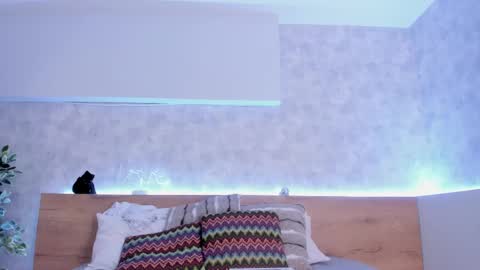 geminis muentes online show from 03-08-25, 03:39