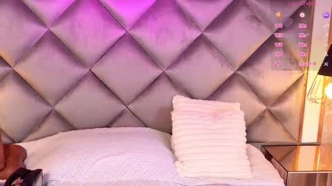 Maria  online show from 10-16-25, 03:18