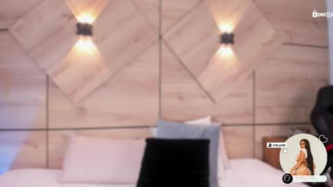    online show from 02-12-25, 10:48