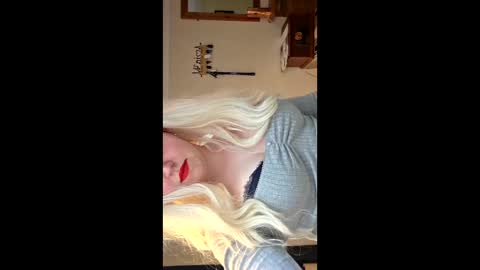 gemmaquinzel online show from 11-26-25, 02:29