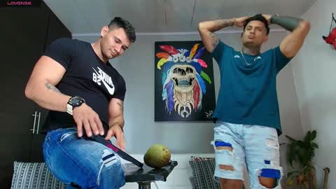 Snapshot of gendersonfit chatting on 12-06-24, 09:02 gendersonfit online show from 12-06-24, 09:02