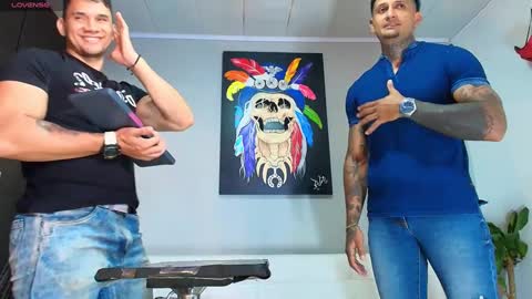 Snapshot of gendersonfit chatting on 12-14-24, 08:40 gendersonfit online show from 12-14-24, 08:40