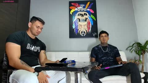 Snapshot of gendersonfit chatting on 12-26-24, 08:32 gendersonfit online show from 12-26-24, 08:32