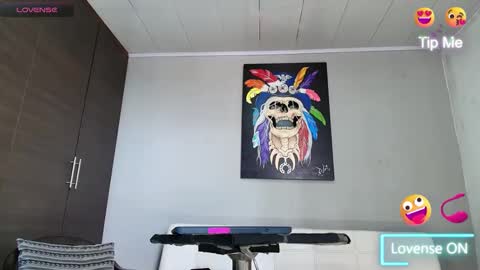 Snapshot of gendersonfit chatting on 01-18-25, 06:21 gendersonfit online show from 01-18-25, 06:21