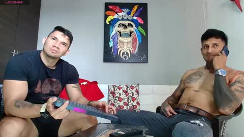 Snapshot of gendersonfit chatting on 01-20-25, 09:01 gendersonfit online show from 01-20-25, 09:01