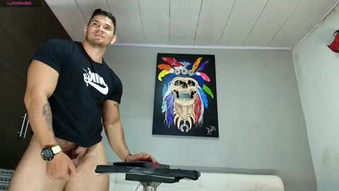 Snapshot of gendersonfit chatting on 01-23-25, 04:26 gendersonfit online show from 01-23-25, 04:26