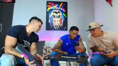 Snapshot of gendersonfit chatting on 02-13-25, 02:20 gendersonfit online show from 02-13-25, 02:20