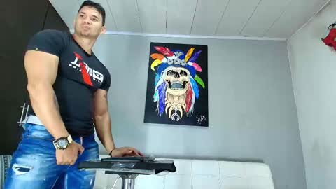 Snapshot of gendersonfit chatting on 02-24-25, 01:42 gendersonfit online show from 02-24-25, 01:42