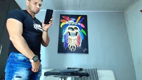 Snapshot of gendersonfit chatting on 03-06-25, 08:59 gendersonfit online show from 03-06-25, 08:59