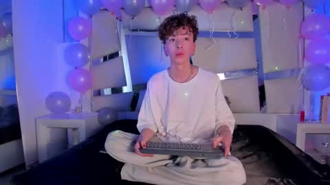 Genesis online show from 10-27-25, 03:21