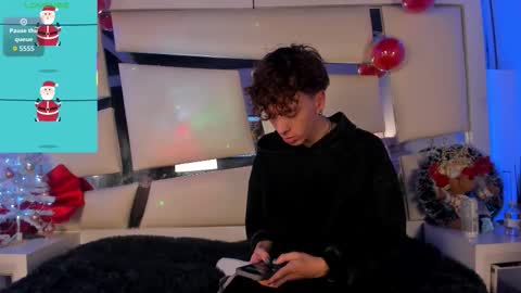 genesis_js online show from 12-17-25, 04:18