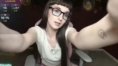 Genna Nyx online show from 04-05-26, 02:20