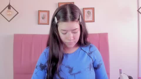 Snapshot of gennesis_love chatting on 09-28-25, 08:58 Sofia online show from 09-28-25, 08:58