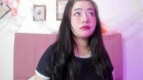 Sofia online show from 10-29-25, 03:31