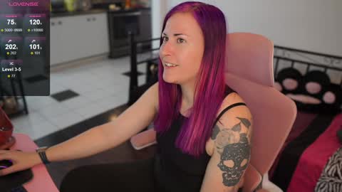 Genny Rock   and  online show from 01-30-25, 08:42