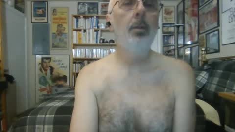 Snapshot of gentcallr chatting on 01-14-25, 01:38 Steve online show from 01-14-25, 01:38
