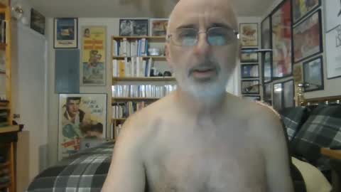 Snapshot of gentcallr chatting on 02-21-25, 10:04 Steve online show from 02-21-25, 10:04