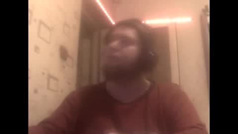 Snapshot of george84xxx chatting on 02-18-25, 11:19 GeOOXXX online show from 02-18-25, 11:19