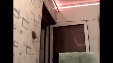 Snapshot of george84xxx chatting on 10-18-25, 07:47 GeOOXXX online show from 10-18-25, 07:47