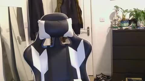 Snapshot of georgek0011 chatting on 01-16-26, 02:59 georgek0011 online show from 01-16-26, 02:59