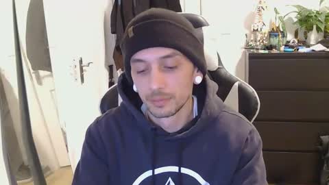 Snapshot of georgek0011 chatting on 03-01-26, 11:18 georgek0011 online show from 03-01-26, 11:18