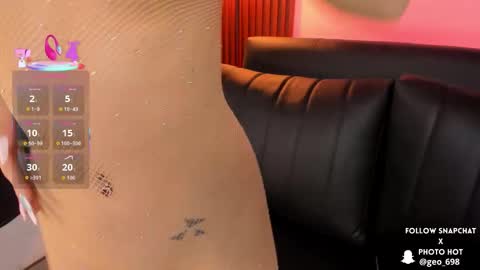 Snapshot of georgina_caruso chatting on 09-27-25, 04:06 Georgina Caruso online show from 09-27-25, 04:06