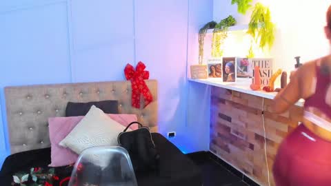 Georgina Coule online show from 12-18-24, 12:07