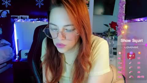 Snapshot of georgina_moschino chatting on 01-15-25, 02:38 georgina_moschino online show from 01-15-25, 02:38