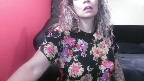 Georgina  online show from 10-15-25, 06:02