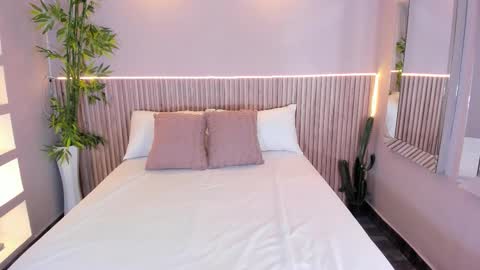 GeorginaReyes  online show from 03-09-26, 10:47