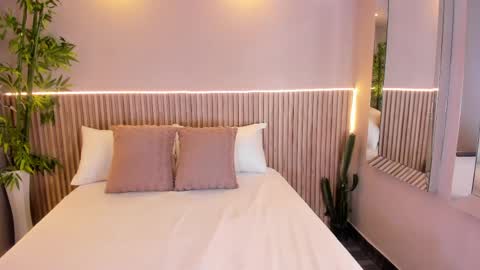 GeorginaReyes  online show from 03-27-26, 10:53