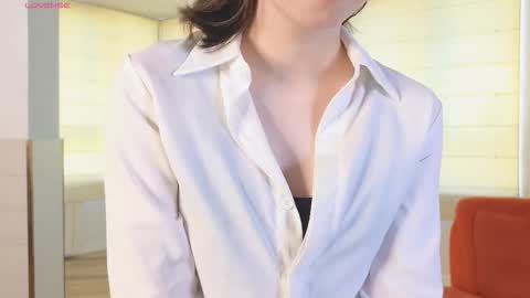 Snapshot of georginatrue chatting on 09-18-25, 03:08 My name is Kelly online show from 09-18-25, 03:08