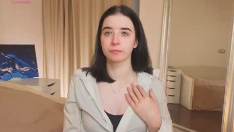 Snapshot of georginatrue chatting on 11-03-25, 03:08 My name is Kelly online show from 11-03-25, 03:08