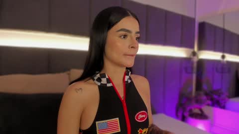 Kendal  online show from 12-19-24, 11:14