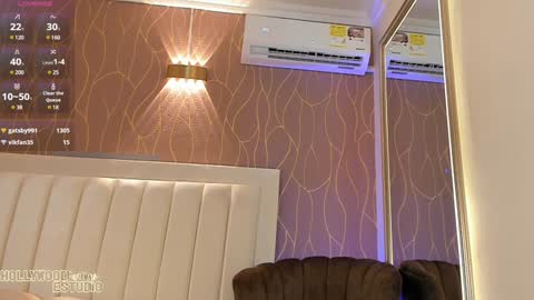    online show from 12-11-24, 03:37