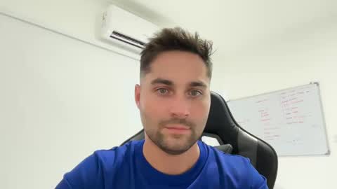 Snapshot of german_pecol chatting on 03-06-25, 08:27 german_pecol online show from 03-06-25, 08:27