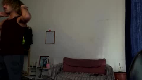 Snapshot of gerson229 chatting on 01-10-26, 04:20 gerson229 online show from 01-10-26, 04:20