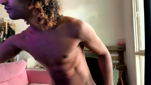 Snapshot of gerson229 chatting on 02-07-26, 02:10 gerson229 online show from 02-07-26, 02:10