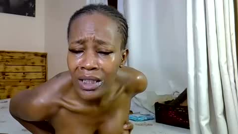 Snapshot of getit_sexxxyyy chatting on 02-10-26, 03:10 sassy online show from 02-10-26, 03:10