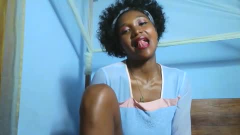 gggloria online show from 12-02-25, 07:36