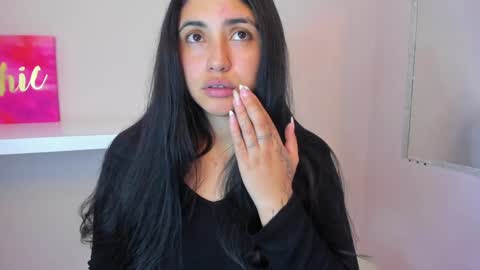 Snapshot of ghanimastrom chatting on 12-29-24, 07:28 Danna Astrom online show from 12-29-24, 07:28