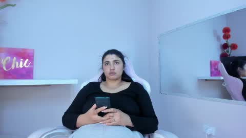 Snapshot of ghanimastrom chatting on 12-30-24, 01:15 Danna Astrom online show from 12-30-24, 01:15