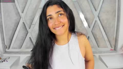 Snapshot of ghanimastrom chatting on 02-14-25, 02:50 Danna Astrom online show from 02-14-25, 02:50
