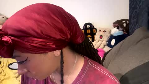 ghastgirlt_t online show from 11-28-25, 02:14