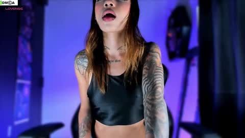 Sara online show from 09-27-25, 02:33