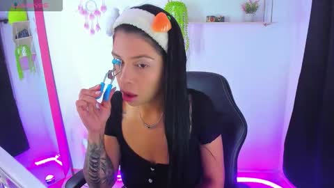 giaaaa   online show from 12-13-25, 11:10