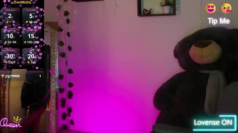 Snapshot of gia_nahomi chatting on 06-06-26, 12:05 nahomi online show from 06-06-26, 12:05