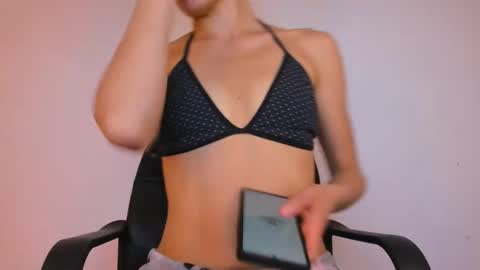 GIA WHITE Independet  online show from 09-15-25, 02:44